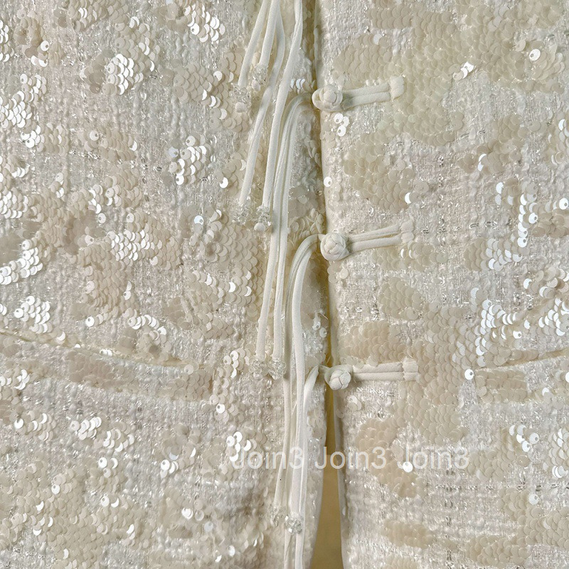 Summer New Fashionable Niche Design Sequin Vest National Style Button Sleeveless Top Heavy Craft Vest for Women