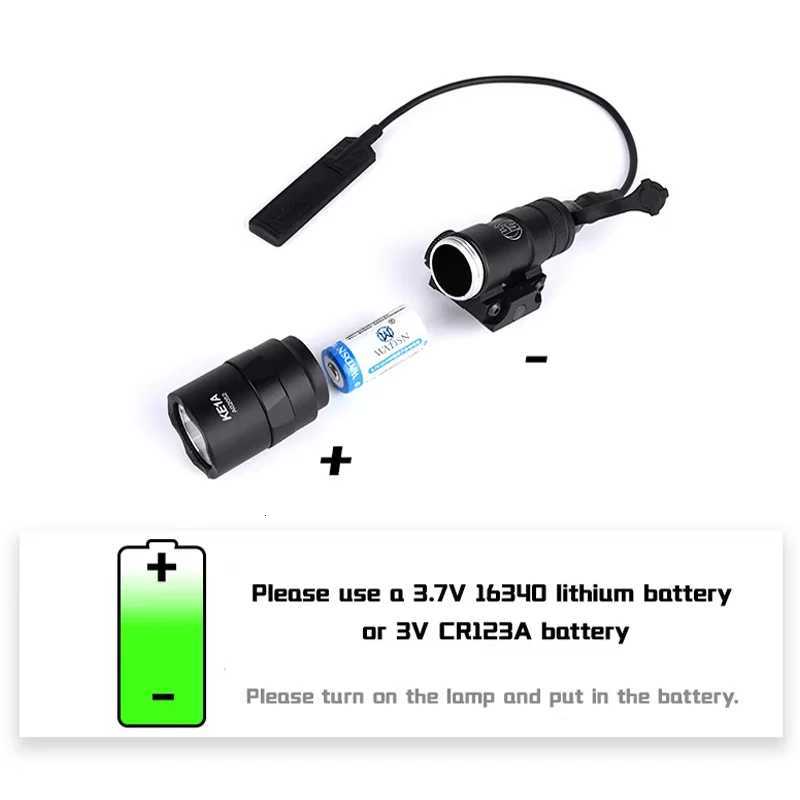 Tactical M300A M300 Tactical Flashlight Mini Weapon Scout Hunting LED Light Fit 20MM Rail Momentary On Constant On Tail XJ250728