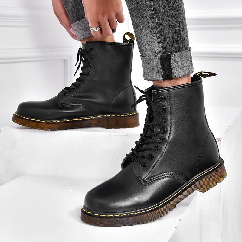 Large Size Men Genuine Leather Classic Six Hole Fashion British Style Riding Short Ankle Outdoor Boots Women's Boot