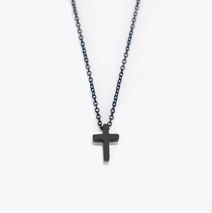 Cross Border Simple Personality Cross Necklace 18K Gold Short Stainless Steel Choker Mens and Womens Retro Pendant