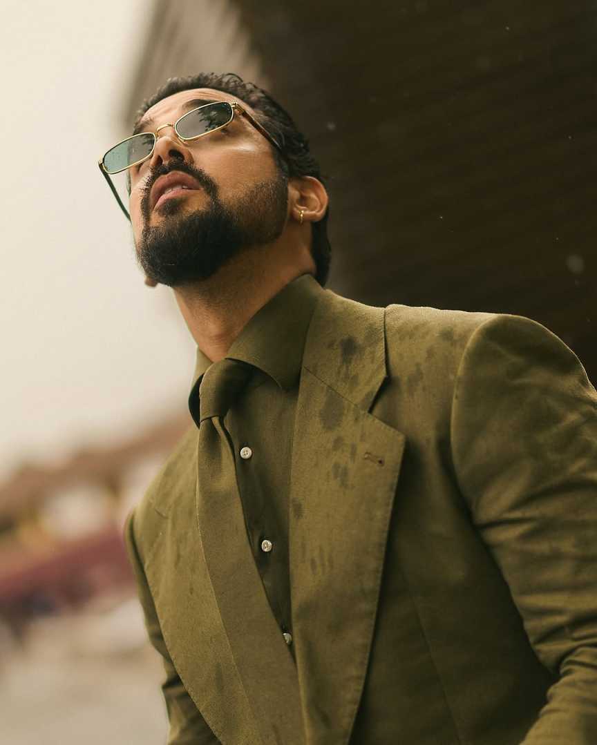 Classy Men Suits High Quality 2 Pcs Blazer Jacket Pants Single Breasted Formal Business Wedding Groom Tuxedos Customized