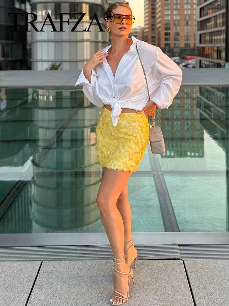 TRAFZA Sexy Woman Sequins Skirt High Waist Versatile Slim Mini Skirts Zipper Summer Beach Style Womens Y2K 250729