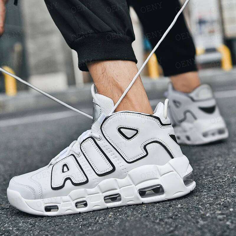 2025 Comfortable women's sports shoes with anti-slip design. Men's sporty casual running shoes, breathable and lightweight.