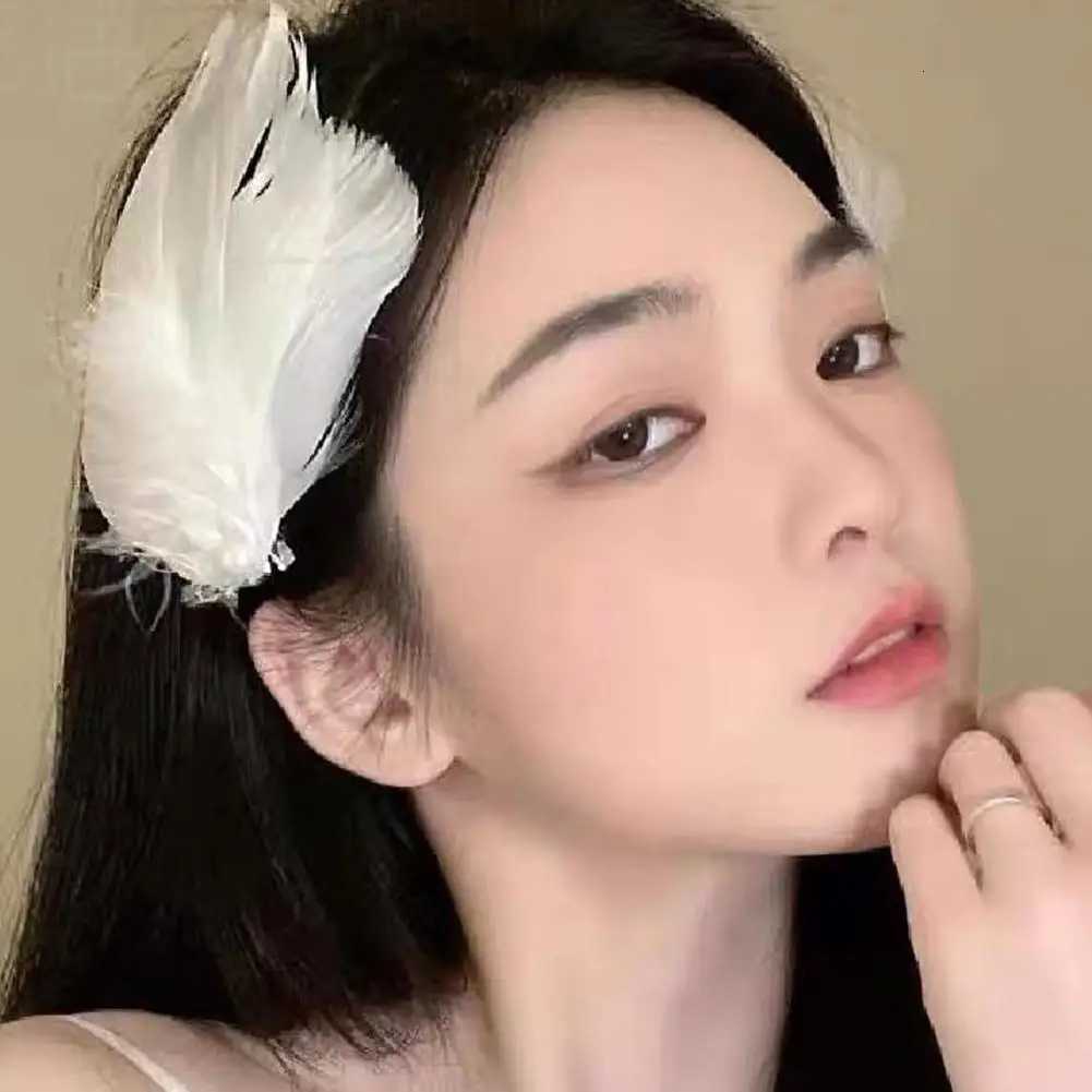 2pcs White Swan Feather Hairpin Headwear Ballet Style Stage Performance Side Clip Girl Party Faux Pearl Accessories Hair Clips Z250729