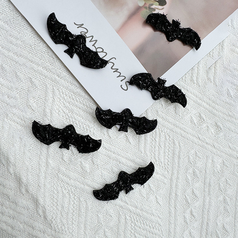 30Pcs/Lot 5.5*2cm Halloween Little bat wings Appliques Festival Decoration Headwear Hair Clip Clothing Hat Decoration Accessories