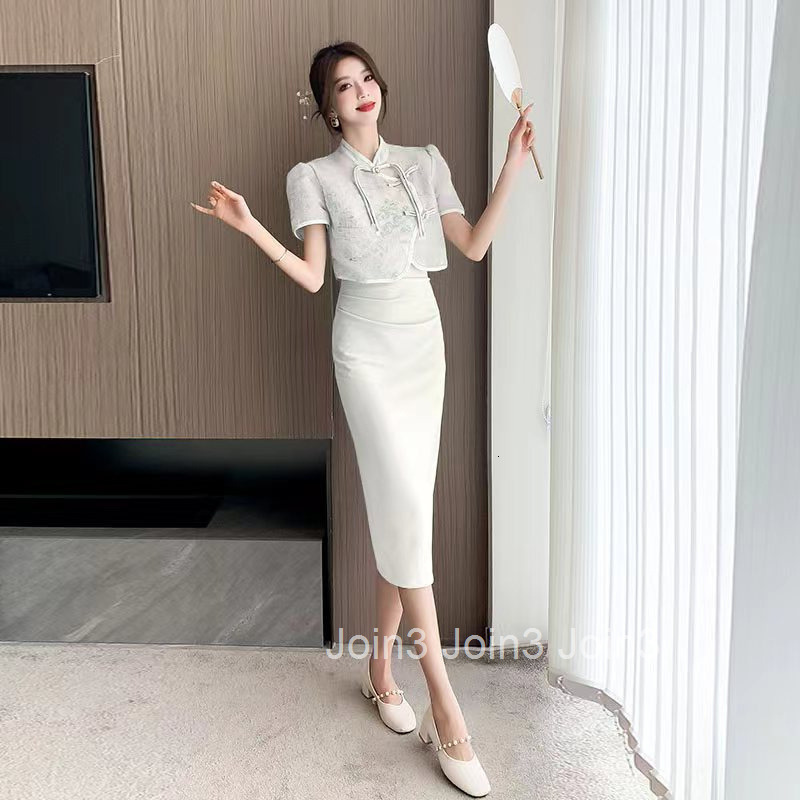Summer New Style National Style Buttoned Cheongsam Heavy Embroidery Blouse Strap Short Sleeve Top Dress Two-Piece Set for Women