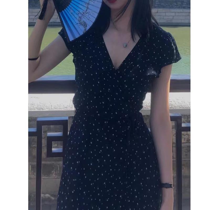 Large Size Short Floral Dress with Summer Polka Dot Design Niche Fairy French Tea Break Hot