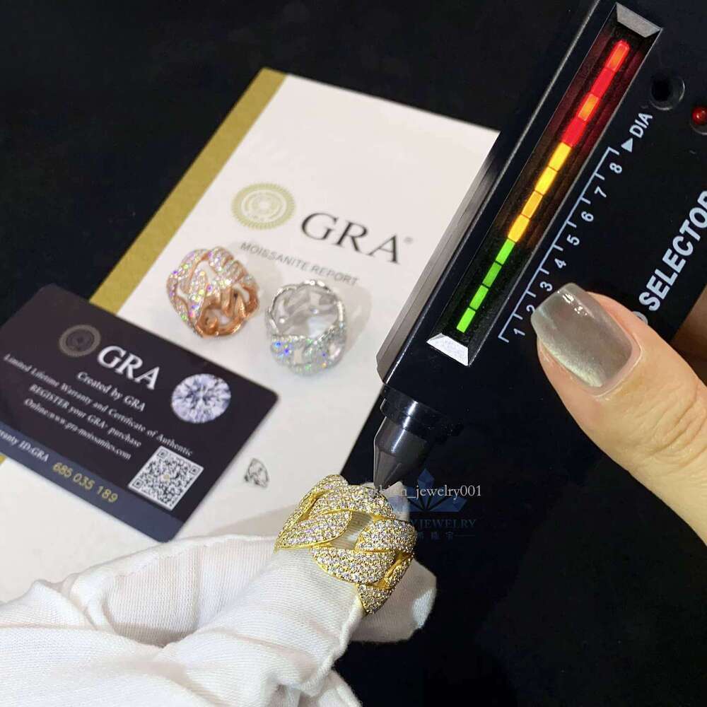 2025 Wholesale Custom Fashion Jewelry Men's Full Moissanite Iced Out 7mm 18mm for Men Sier Cuban Ring