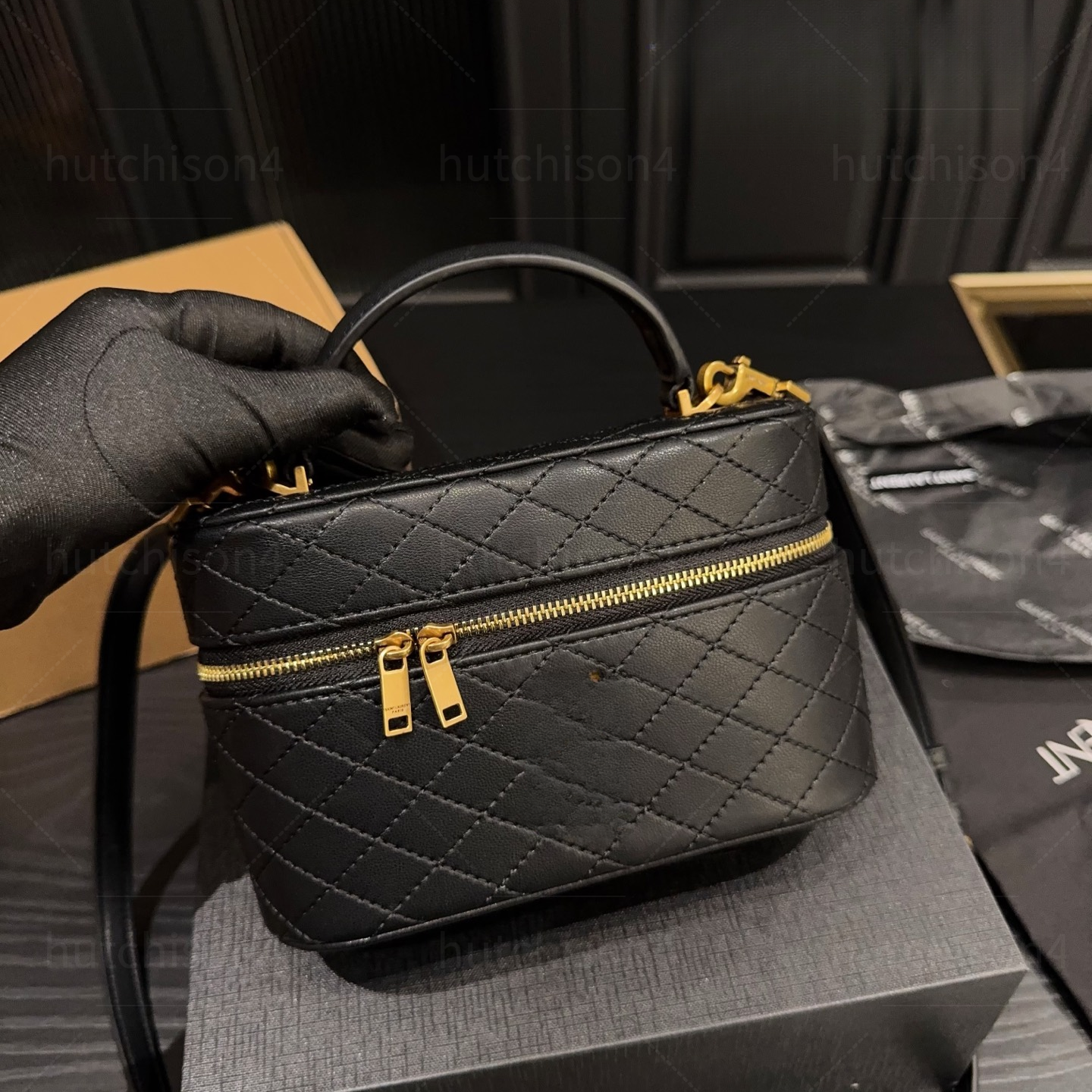 Cosmetic Bag Designer Toiletry Bag 2025 New Large Capacity Portable Cosmetic Storage Bag High-end Lambskin Toiletry Bag