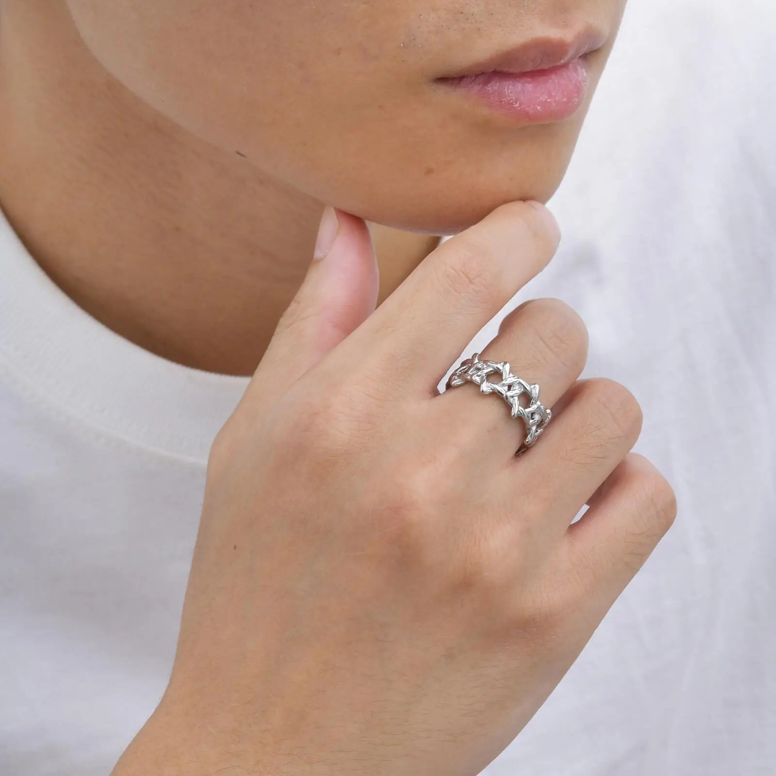 Vnox Creative Woven Six-Pointed Star Ring for Men Women Anti Allergy Stainless Steel Punk Irregular Thorns Rings Jewelry Gifts 250729