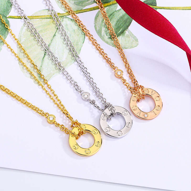 2023 New Gold-Plated Necklace, Light Niche Rose Gold Small and Large Pendant Collarbone Chain for Women