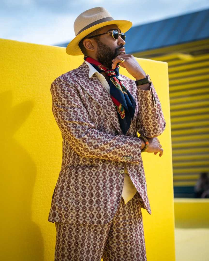 Retro Men Suits Peaked Lapel Single Breasted Groom Tuxedos 2 Pcs Jacket Pants Casual Warm Party Prom Customized