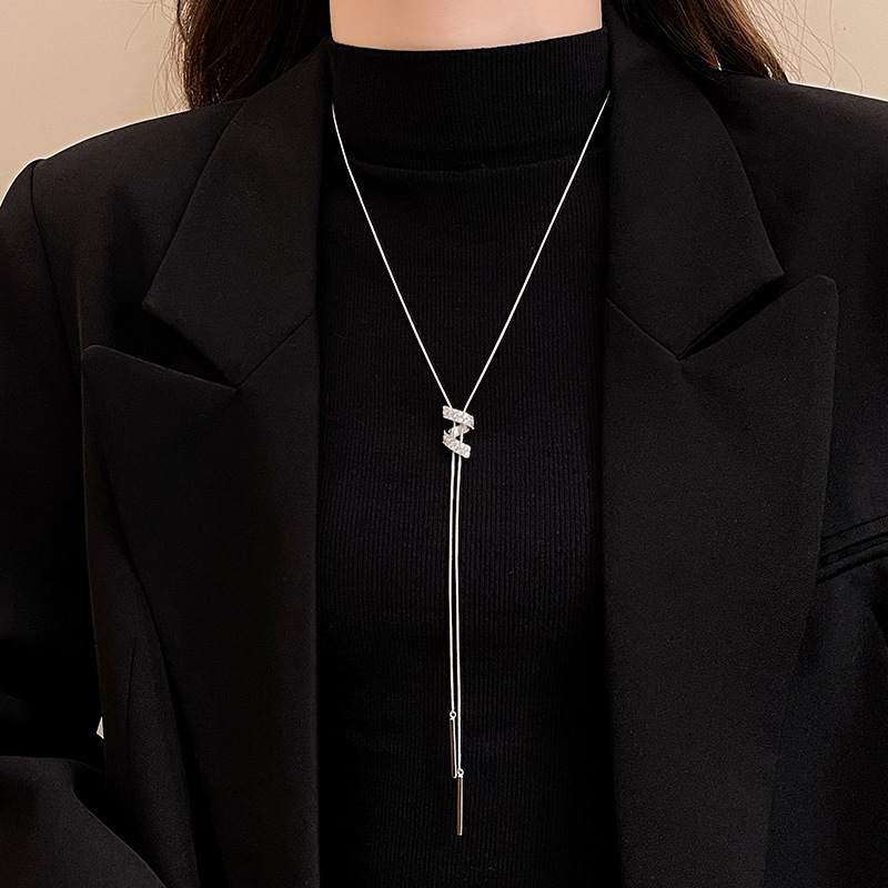 Adjustable Spiral Long Sweater Chain High-End Fashion New Non-Fading Necklace for Women Jewelry for Women