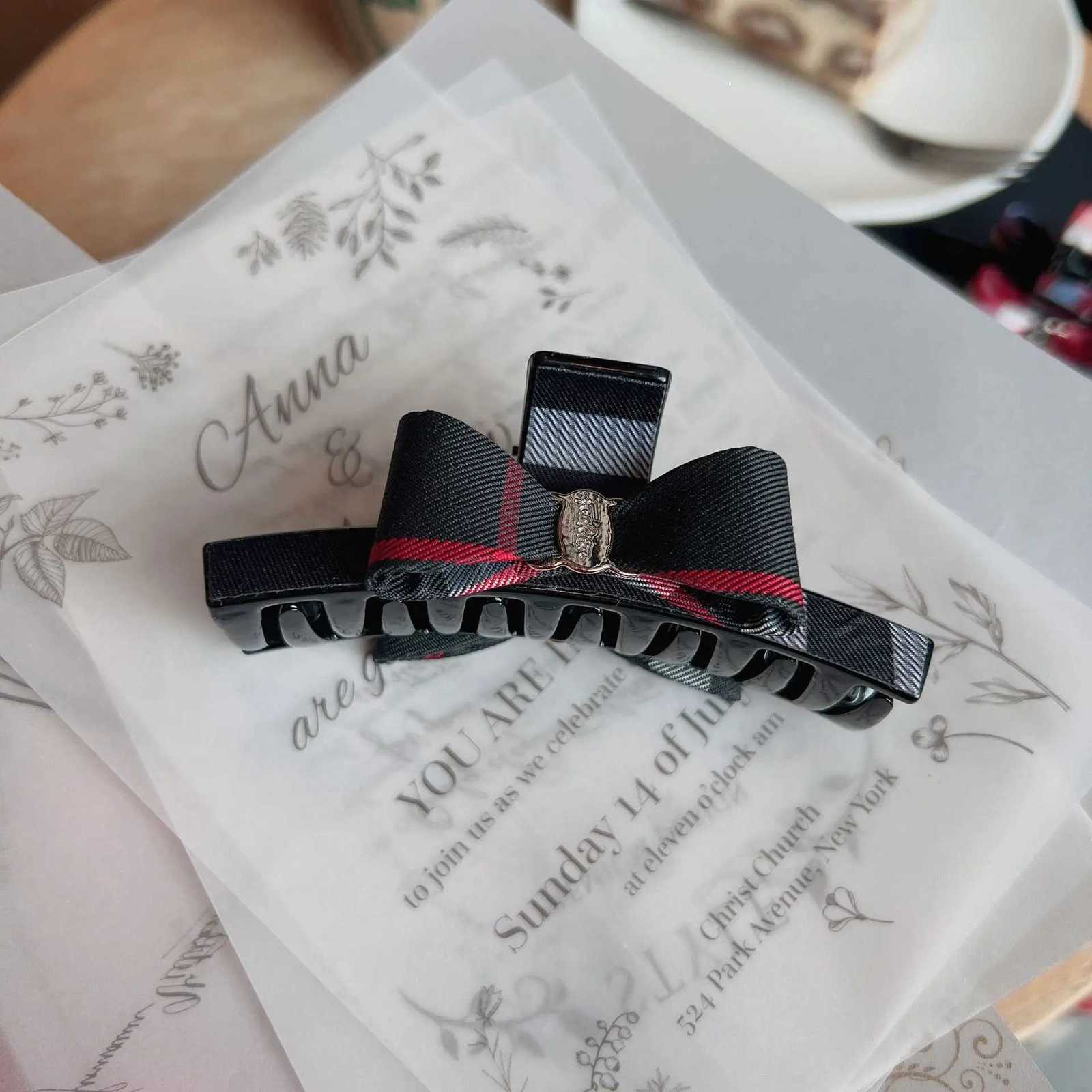 igh Quality Plaid Bow Acrylic Hair Claws For Women 2023 Koren Fashion Striped Bow-knot Hair Crabs Adult Hair Clips Hairgrips Z250729