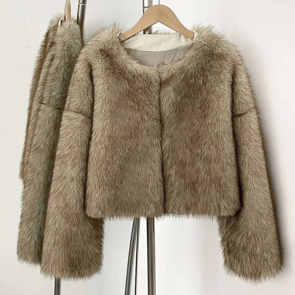 Street Fashion Gardient Cropped Faux Coat Women Winter Cool Girls Fluffy Short Eco-Friendly Fur Jacket Autumn