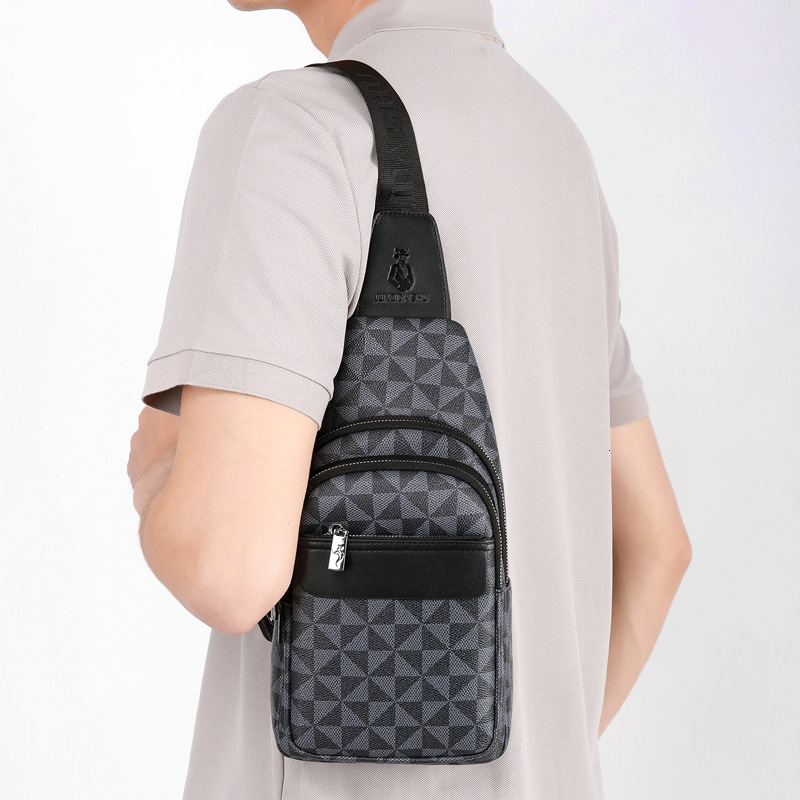 Designer Luxury Bag Bag 2025 New Chest Bag For Men, Stylish Small Crossbody Bag, Niche Multi-functional Men's Shoulder Bag, Small Backpack Free S
