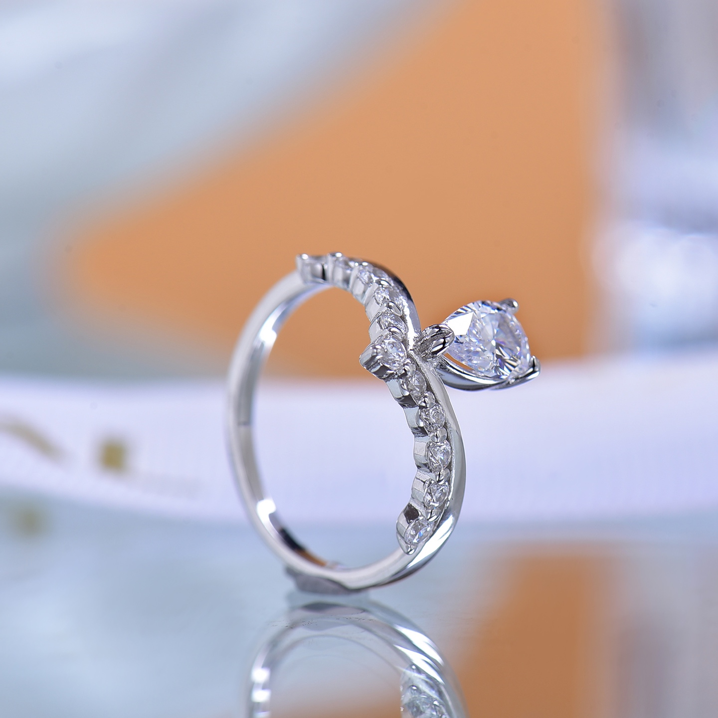 Enchanting Mermaid's Love Moissanite Ring - Ideal Gift for Lovebirds, Shiny Gem Accessory with Mythical Charm Engagement Wedding Jewelry