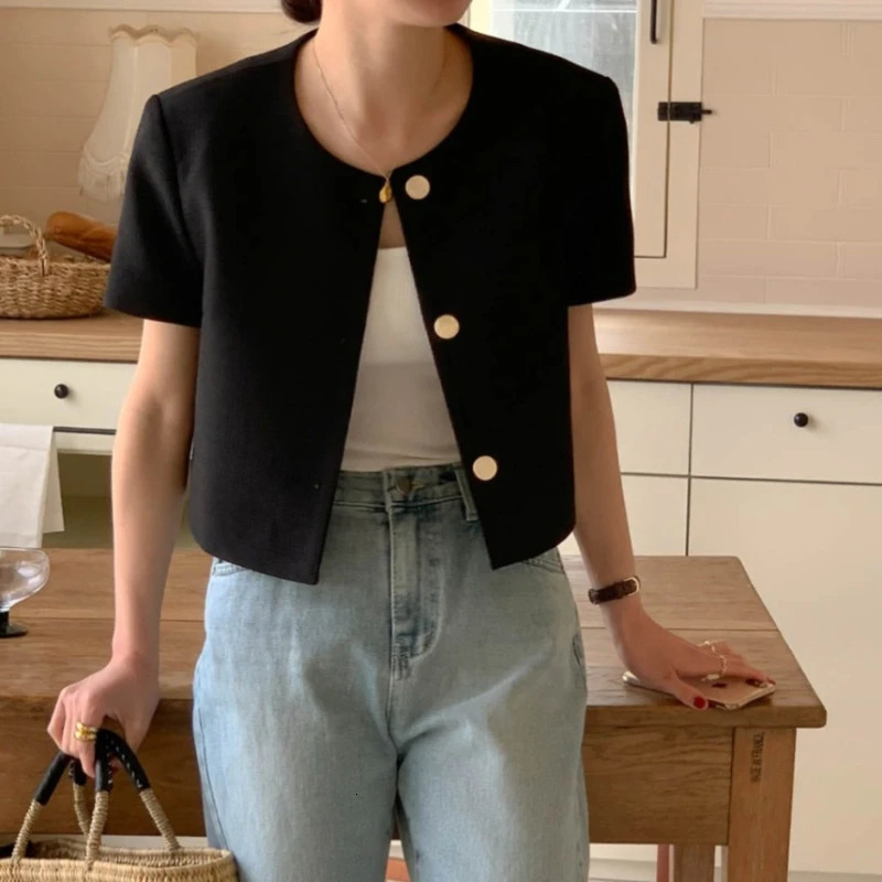 REALEFT Spring Summer Elegant Womens Jackets Short Sleeve Korean Oneck Single Breasted Solid Outerwear Female w250729
