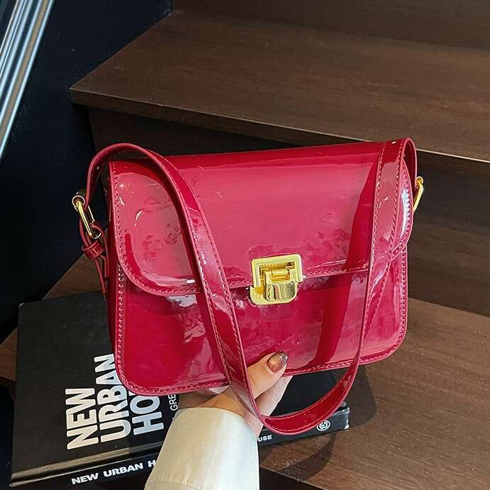 Elegant Patent Leather Small Square for Women 2025 New Lock Buckle Crossbody Solid Color Versatile Shoulder Underarm Bag Casual