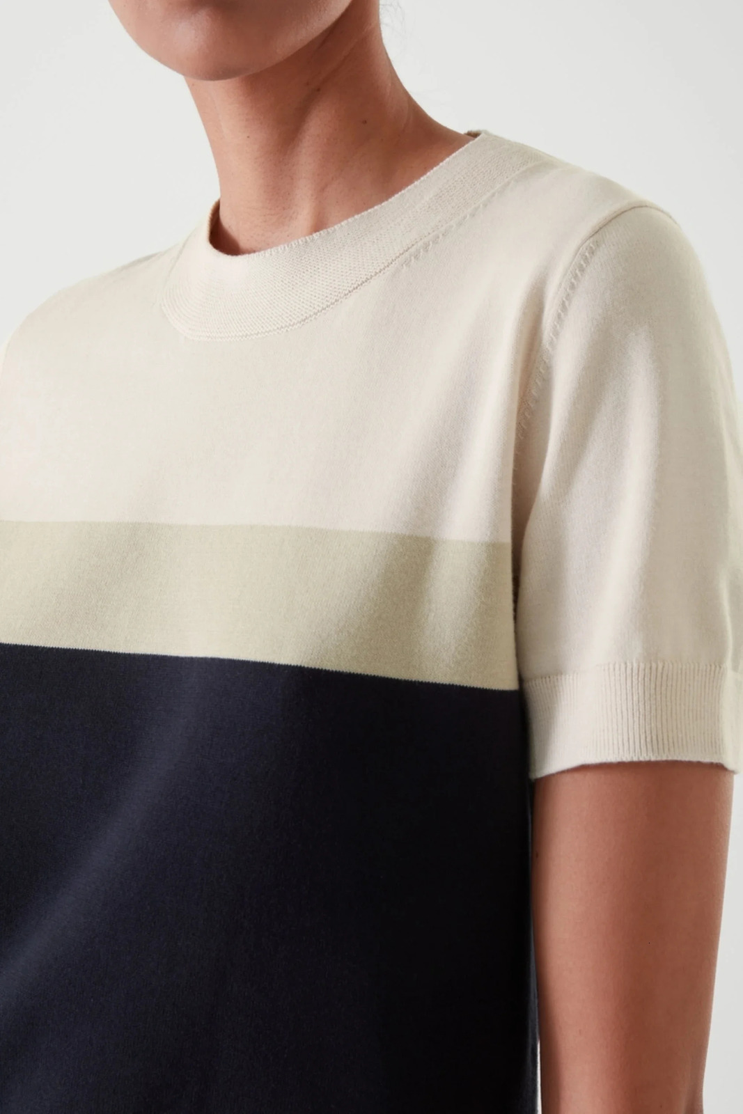 eteral costume cos spring style of ladies casual colorblocked knitted Tshirt 250729