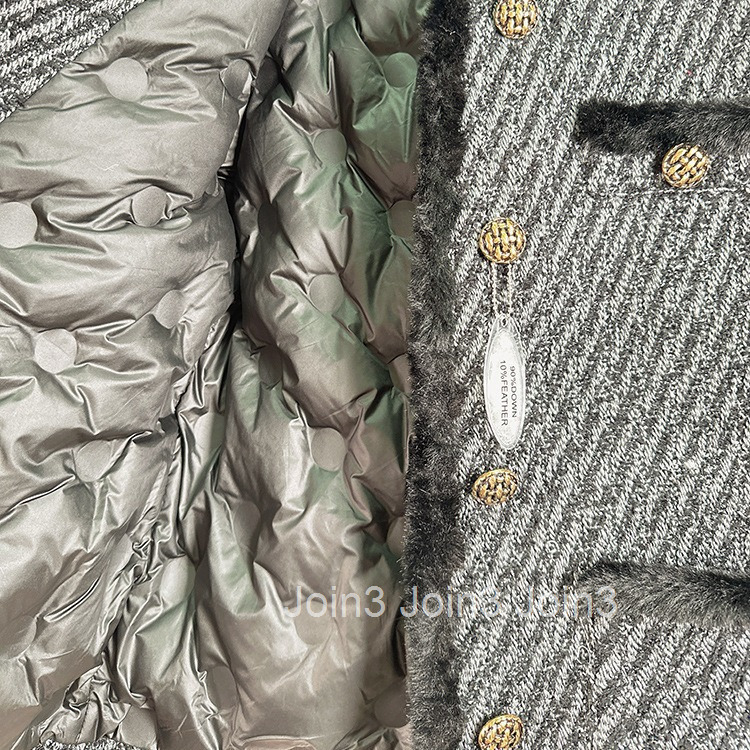 Winter New Small Fragrance Style Down Jacket for Women Tweed Plush Black Trim Long Sleeve Wool Coat for Women