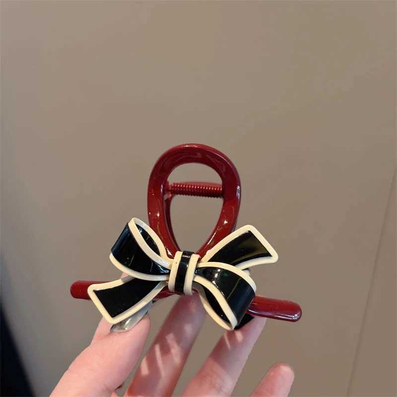 New Elegant Red Bow Hair Claw Clips Summer Korean Sweet Girls Texture Shark Claw Fashion Hair Clip Hair Accessories for Women Z250729