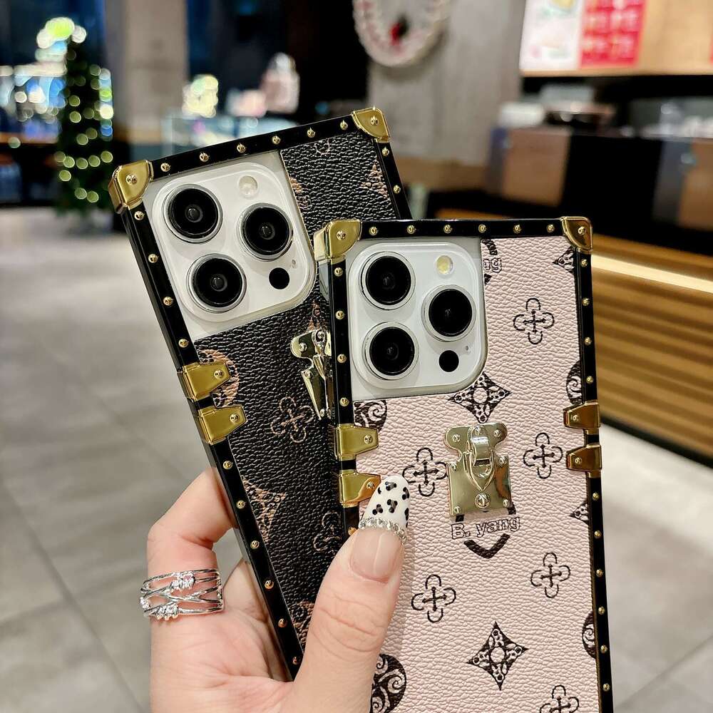 DHgadgets Suitable for iPhone 16 Classic Leather Texture Heart Pattern Presbyopia Apple 15 Samsung S25U Phone Case