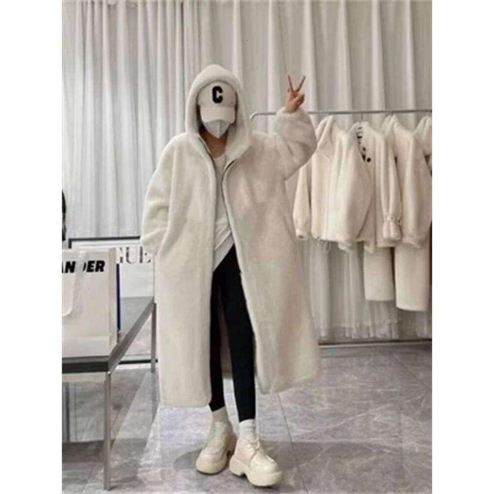 2025 New Outwear Female Winter Loose Cotton-Padded Jacket Thickened Long Hooded Mink Cashmere Mao Coat