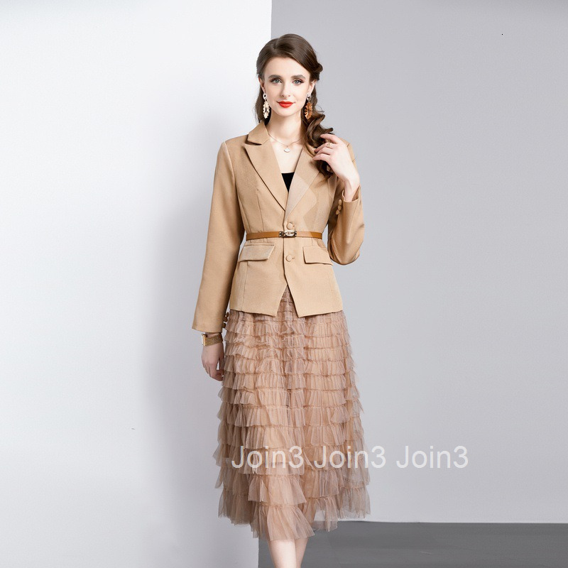 Autumn Winter New French Style Plus Size Womens Elegant Long Sleeve Blazer with Belt + Half-length Tiered Skirt