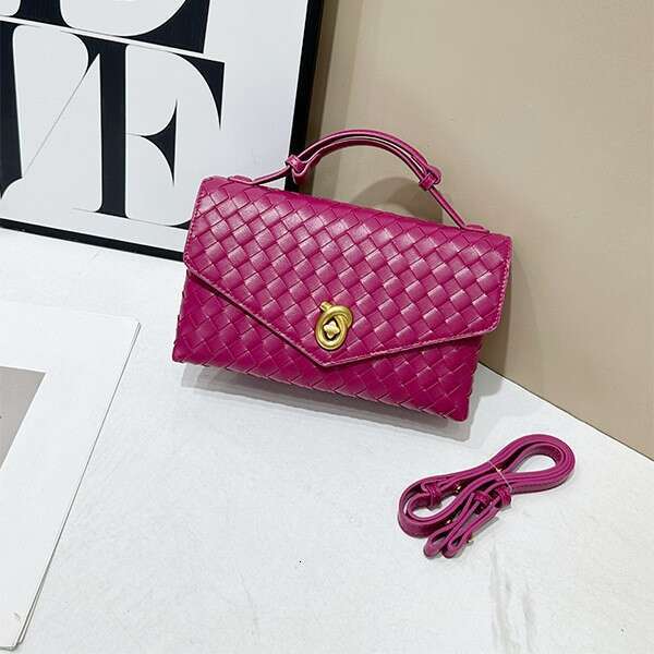 New Woven Envelope Briefcase Shoulder Handbag Crossbody Women's Bag