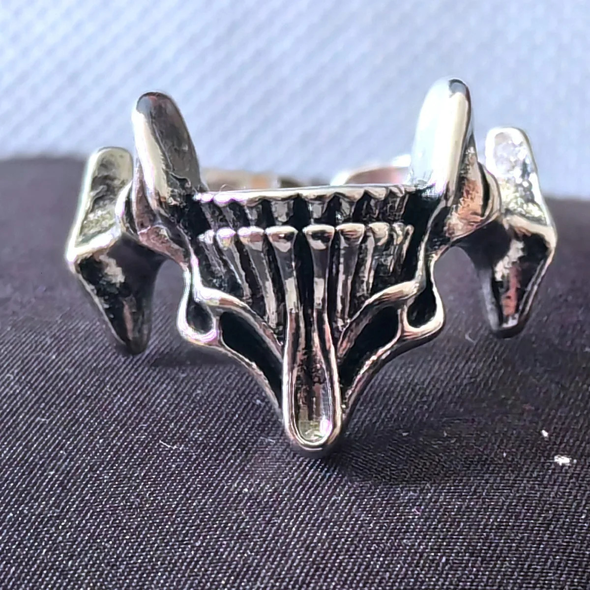 Yhpup2Pcs Vintage Gothic Steel Skull Mask Rings Skull Mask n Alloy Finger Rings Set for Men Women Creative Punk Mens Rings 250729