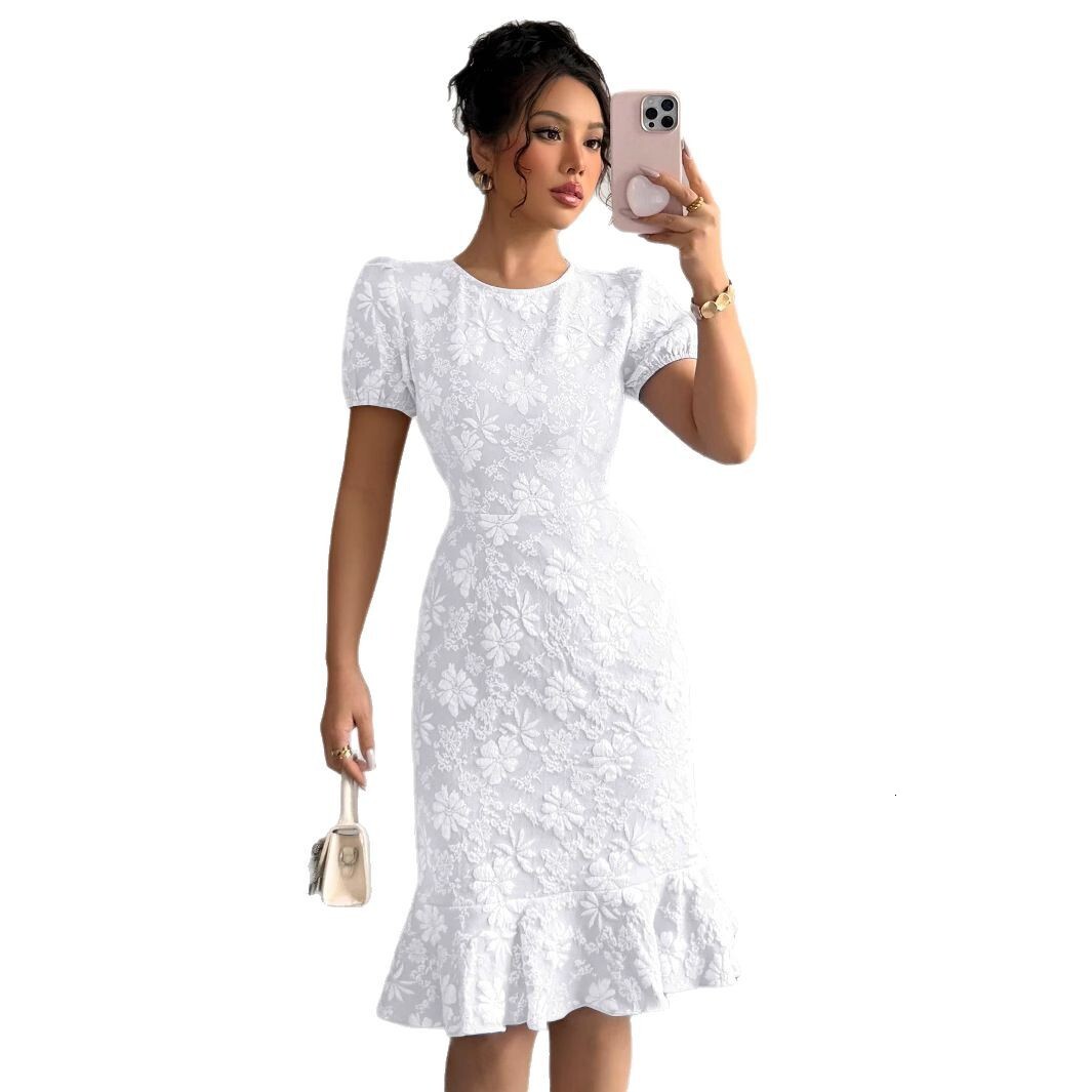 2025 Summer New Slim Fit Bodycon Knee-Length Fashionable Elegant Commuter Casual Versatile Dress