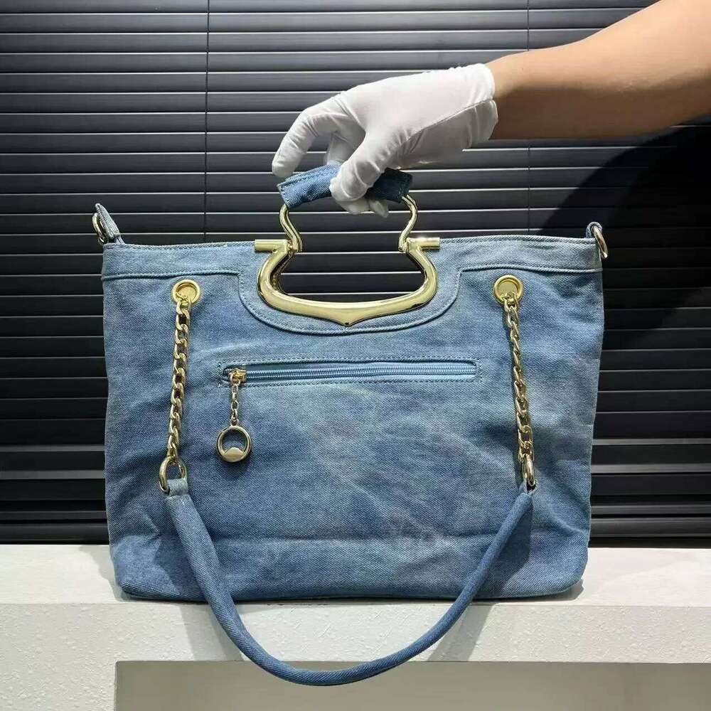 Luxury Designer Ladies Fashion Elegance Dia Shoulder, Large Capacity and Personalized Floral Sparkling Handbag