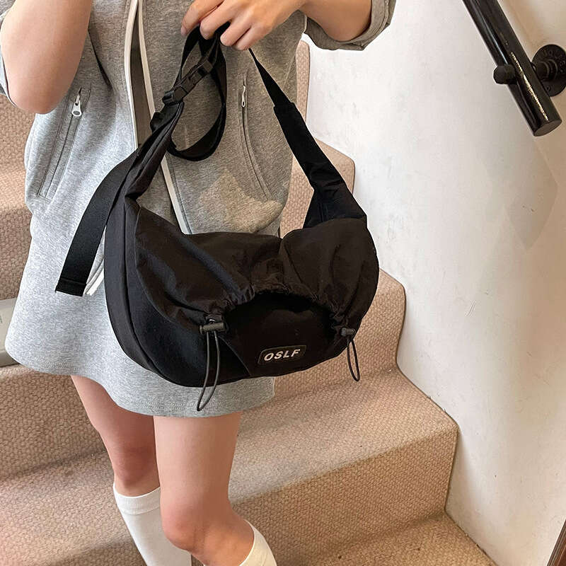 Niche Designer Crossbody for Women 2025 New Large Capacity Casual Sports Dumpling Bag Lightweight Single Shoulder