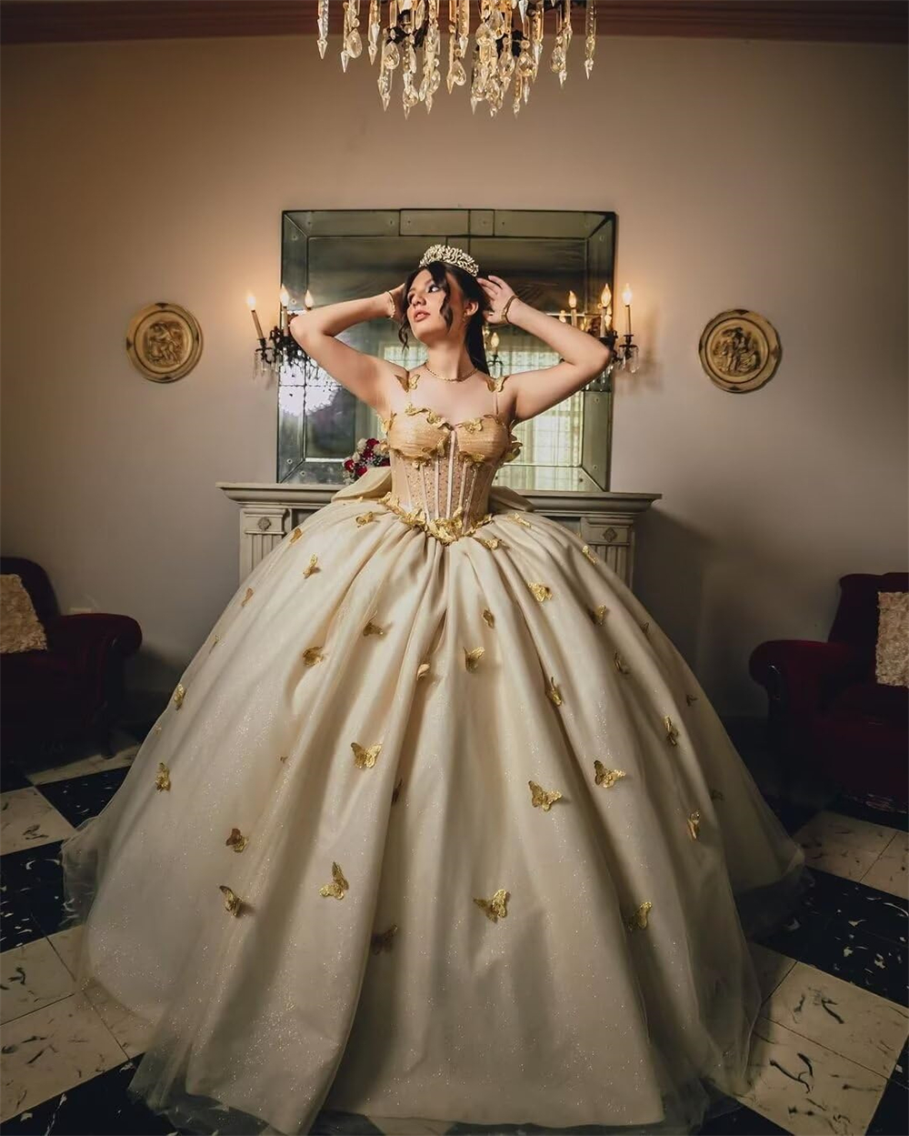 Ball Gown Quinceanera Dresses Gold Butterfly Big Bow Spaghetti Strap Tulle Lace-up Plus Size Sweet 15 16 Princess Birthday Party Gowns Vestidos De 15 