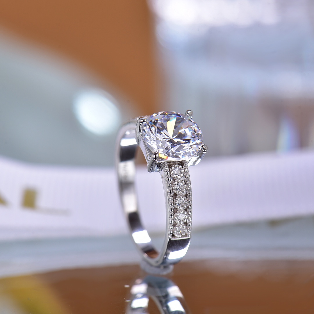 Starry Sky - Style Moissanite Ring - 2ct Center Stone, 925 Sterling Silver, Exquisitely Sparkling, Ideal for Proposals and Anniversaries