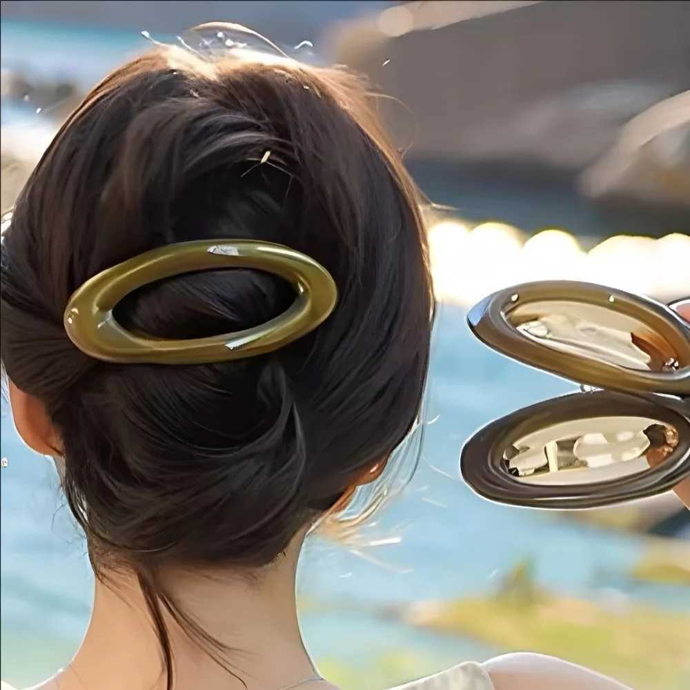 Korean Big Spring Hair Claw Clips Women Metal Jelly Ponytail Holder Hairpin Barrettes Fashion Girls Hair Accessories Hairgrip Z250729