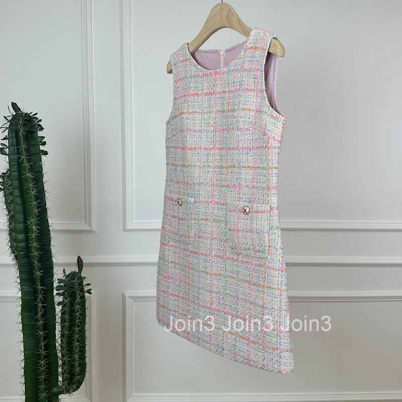 25 Autumn Winter New French Style Sleeveless Vest Dress for Women Plaid Elegant Slimming Base Short Dress