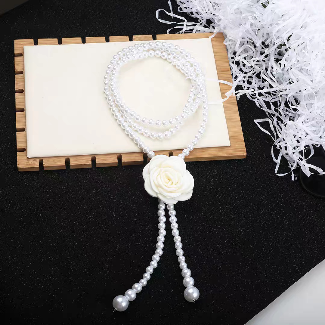 Designer Belt Pearl Belts Woman Leather Belts Slim Belt Strap Luxury Women's Chain Belt Buckle Fashion Smooth Buckle Belt With Strap