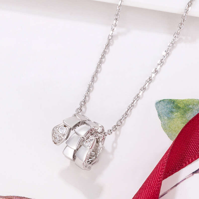 V Circle Head and Tail Smooth Snake Bone Necklace for Women, Rose Gold Plated, Fully Inlaid with Dias, Snake-Shaped Double Ring Pendant Trendy