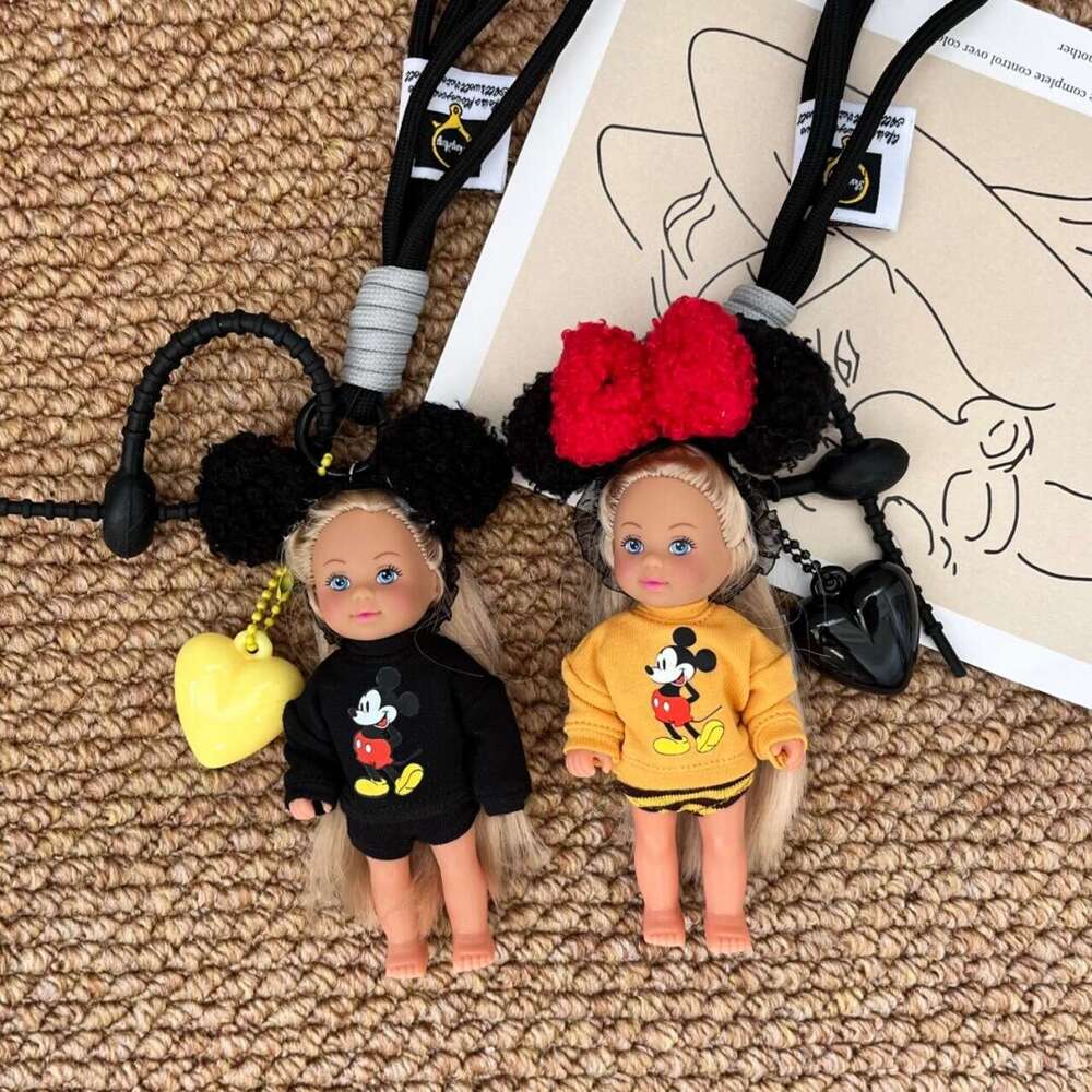 Showa Doll Pendant Vintage Cute Dopamine Girl Handmade Bag Keychain Niche Okayy