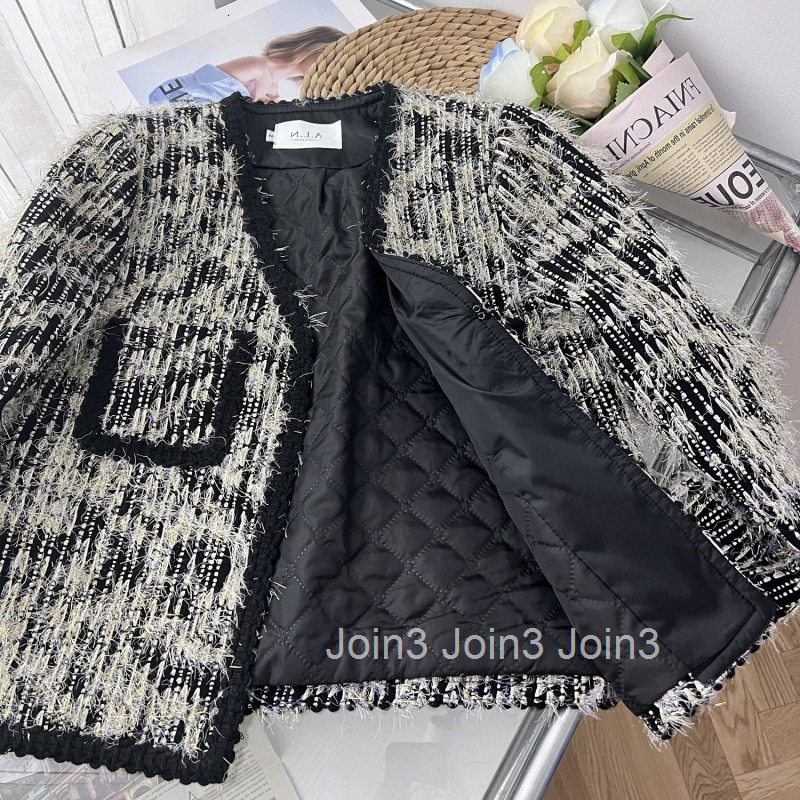 Autumn Winter New French Style Elegant V-Neck Cardigan Short Long Sleeve Coat Womens Design Top Trendy