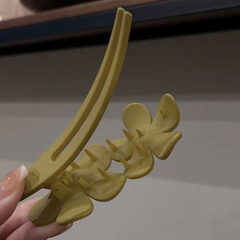 Summer New Hair Clips Accessories Elegant Frosted Butterfly Flower Barrettes Women Simplicity Hairpins Simple Duckbill Headwear Z250729