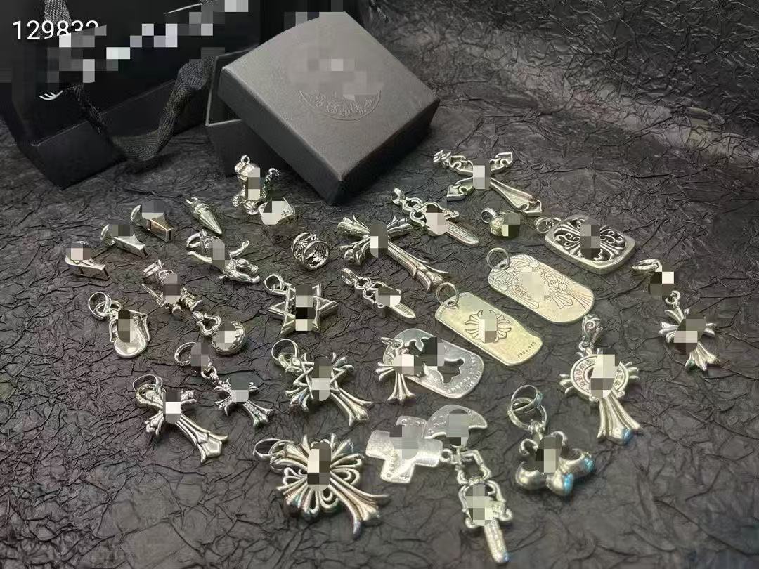 Chrome Necklace Boat Cross Necklace Sanskrit Jewelry Letter Cross Flower Diamond Women 925 Thai silver Chrome Bracelet Designer Chain Pendant Gold Plated Necklace