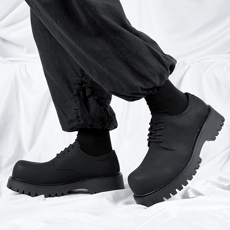 Derby Men's Black Matte Large Leather 2023 New Autumn Winter Thick Sole Trendy Shoes 1026