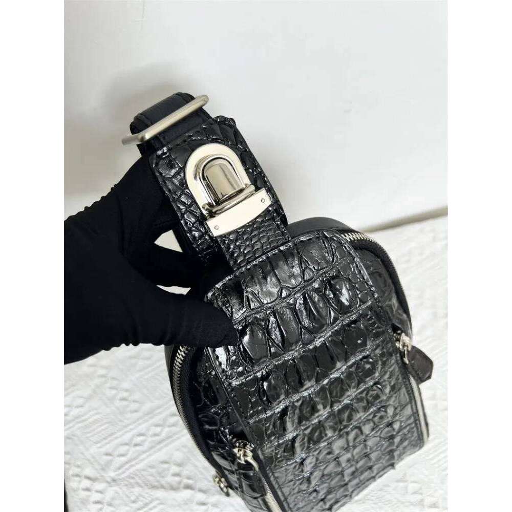 Mens Genuine Leather High Quality Crocodile Skin Casual Motorcycle Chest Bag Hasp Zipper Single Shoulder Crossbody Bags Male