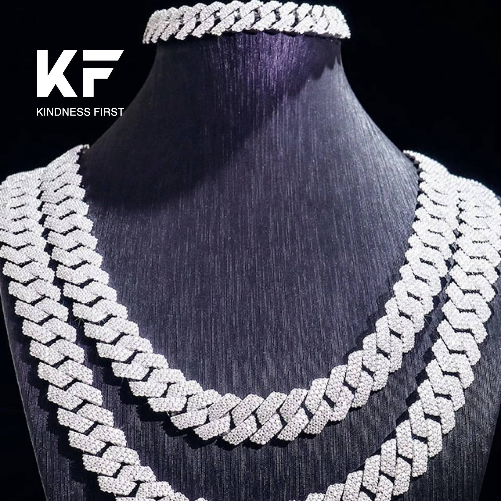 Fully Iced VVS Moissanite Cuban Link Chain 925 Silver Gold Plated Customize Moissanite Cuban Chain
