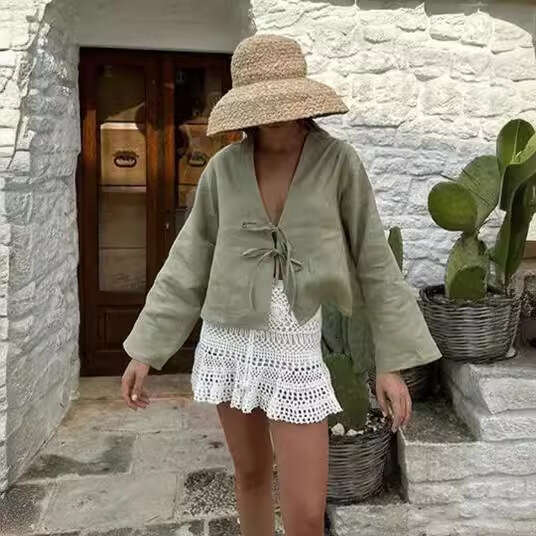 Cross-Border European and American Women's Fashion INS Internet Celebrity Hot-Selling Deep V Flared Sleeve Tie Top - In Stock, Safe to List