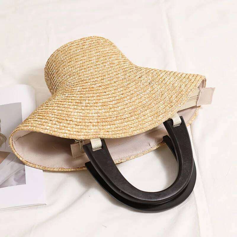 Niche wooden hand-held hat new small fresh straw woven vacation style beach bag, versatile women's bag
