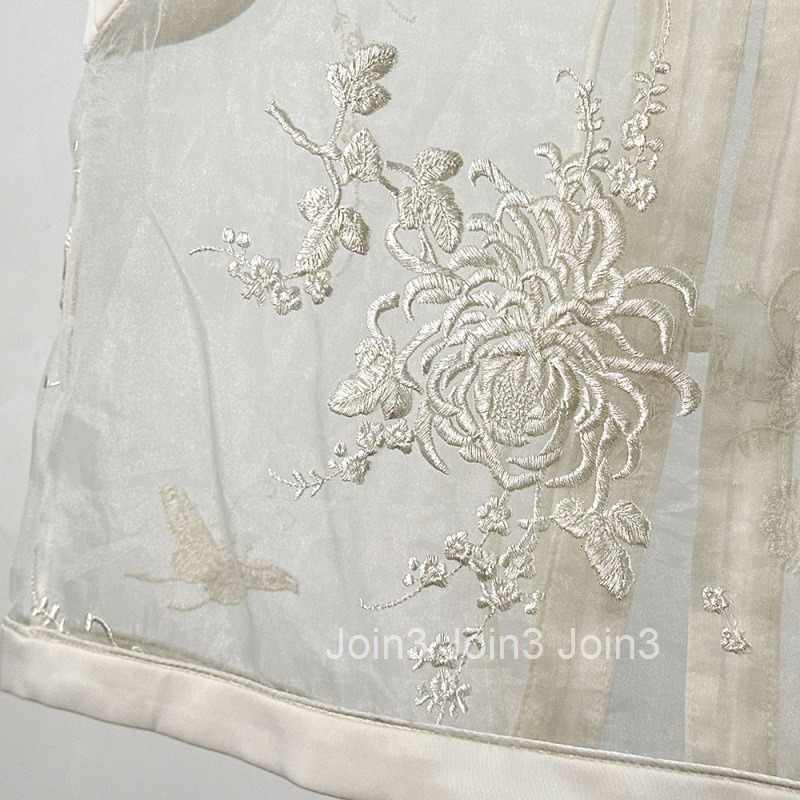 Summer New Chinese Style Lightweight Semi-Sheer Silk Unique Embroidery V-Neck Button Slimming Top Vest for Women